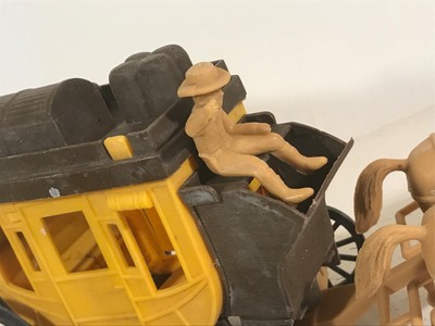 Wells Fargo Cowboy Western Stagecoach w/ Horses TOY marx vintage