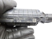 BMW F11 525d 10-14 Stellmotor Zuziehhilfe Vorne Rechts BMW F11 525d 10-14 04.04.2013 4152309800 gebraucht Vorschau 6