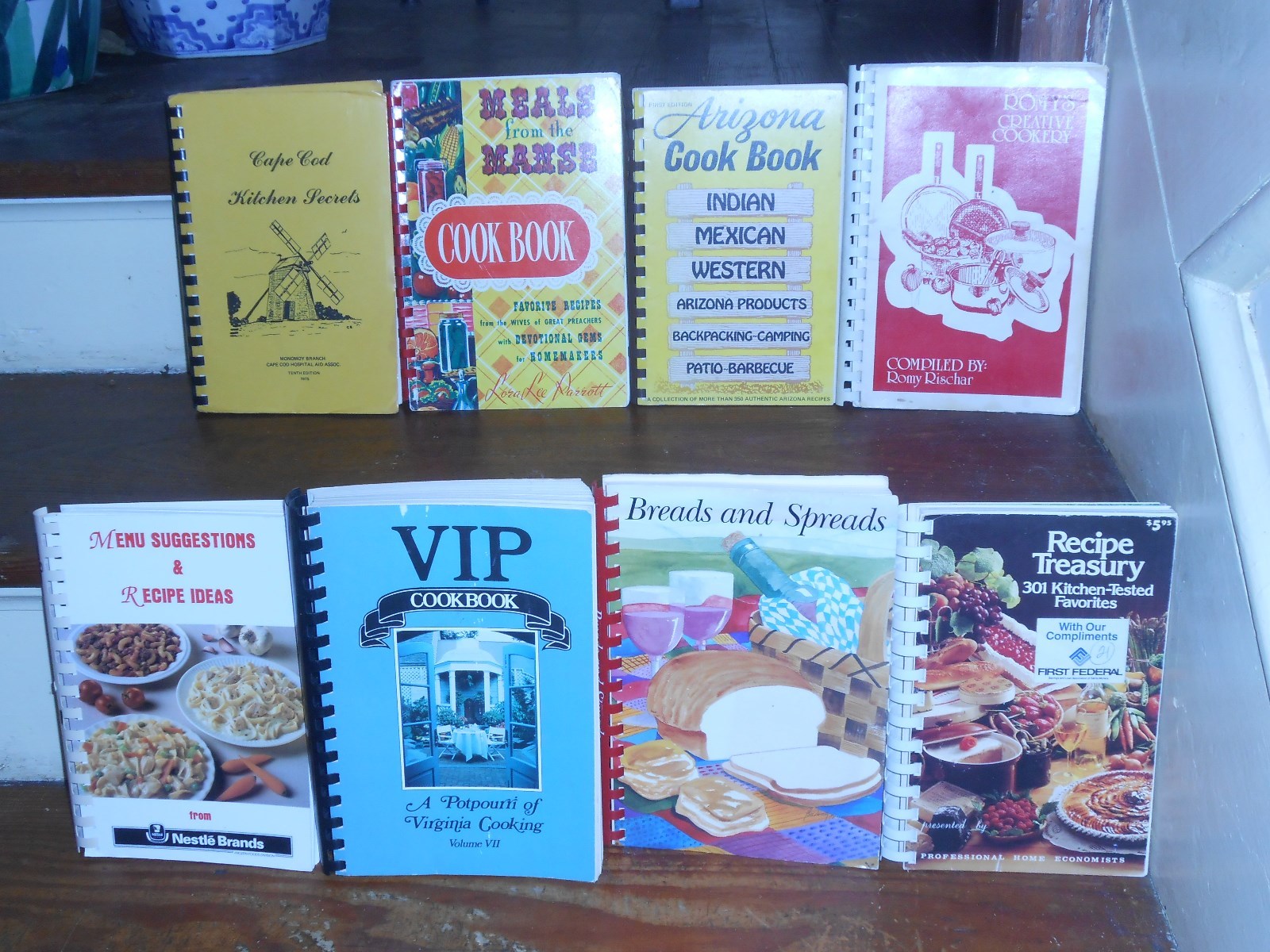 HUGE LOT OF 36 VINTAGE ETHNIC COMMUNITY COOK BOOKS CHURCHES SCHOOLS CLUBS RARE