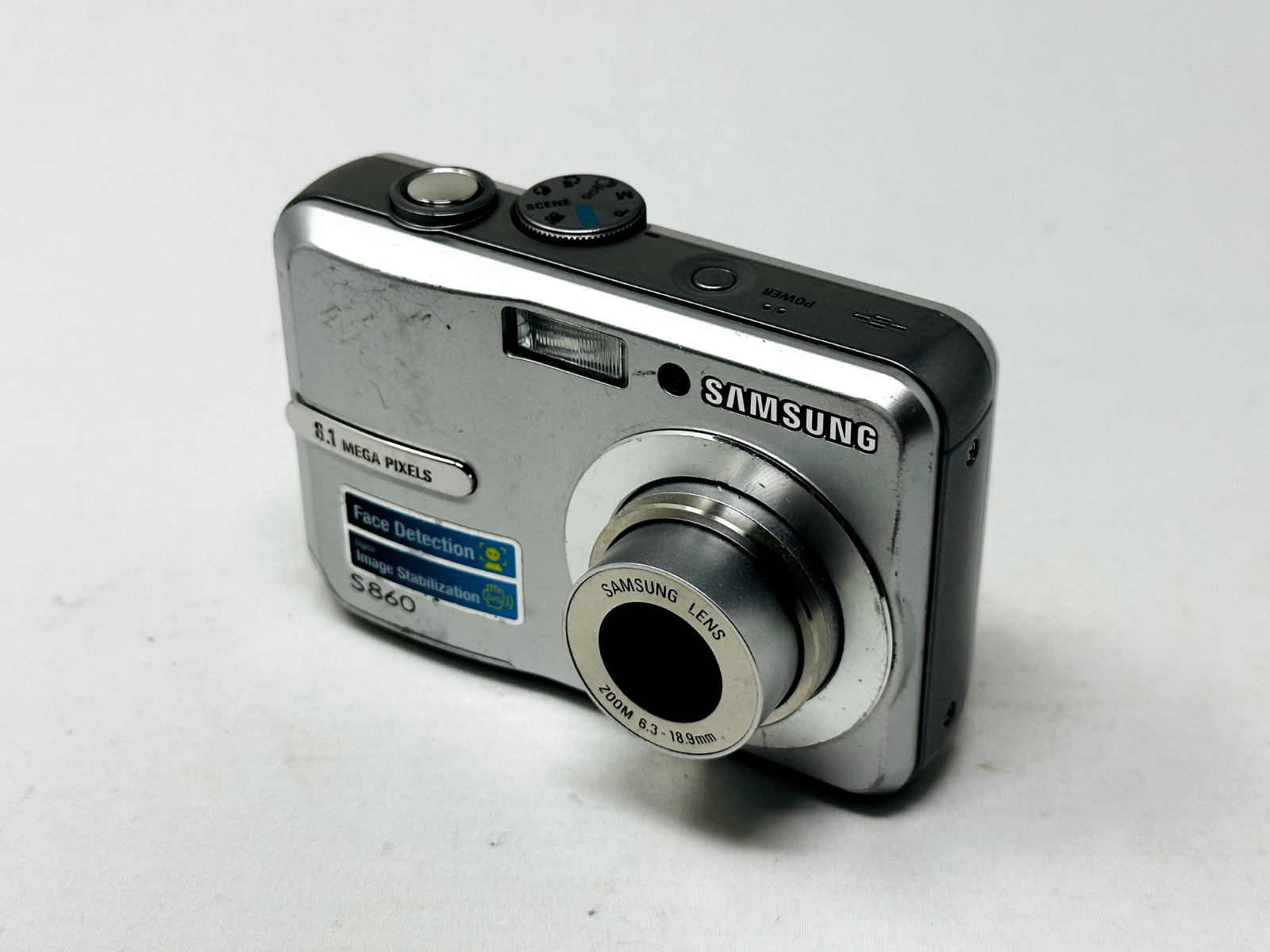 Samsung S860 Compact Silver Digital Camera Black 8.1MP 2.4
