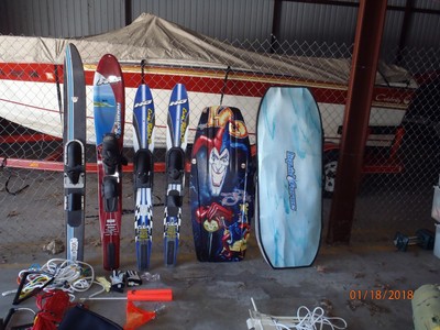 1999 Correct Craft Air Tique