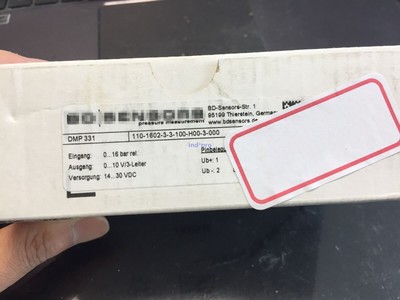 Pressure switch DMP331 110-1602-3-3-100-H00-3-000 #T6