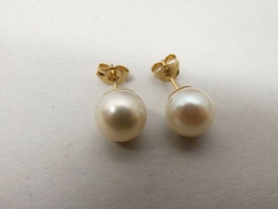 Vtg 14K Gold Cultured Pearl Stud Earrings 7.71mm Diameter Estate Post