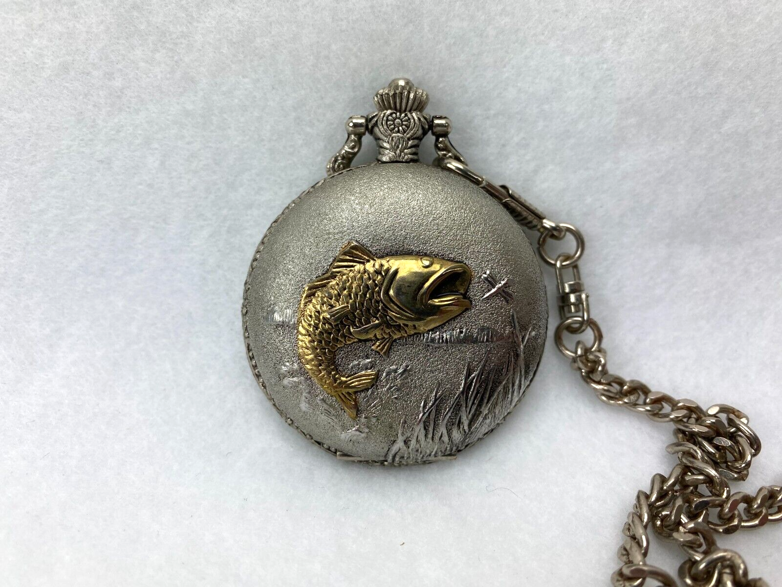 M.Z. Berger Quartz Details Pocket Watch Fish Gold Silver M.Z. Berger Quartz Details Pocket Watch Fish Gold Silver