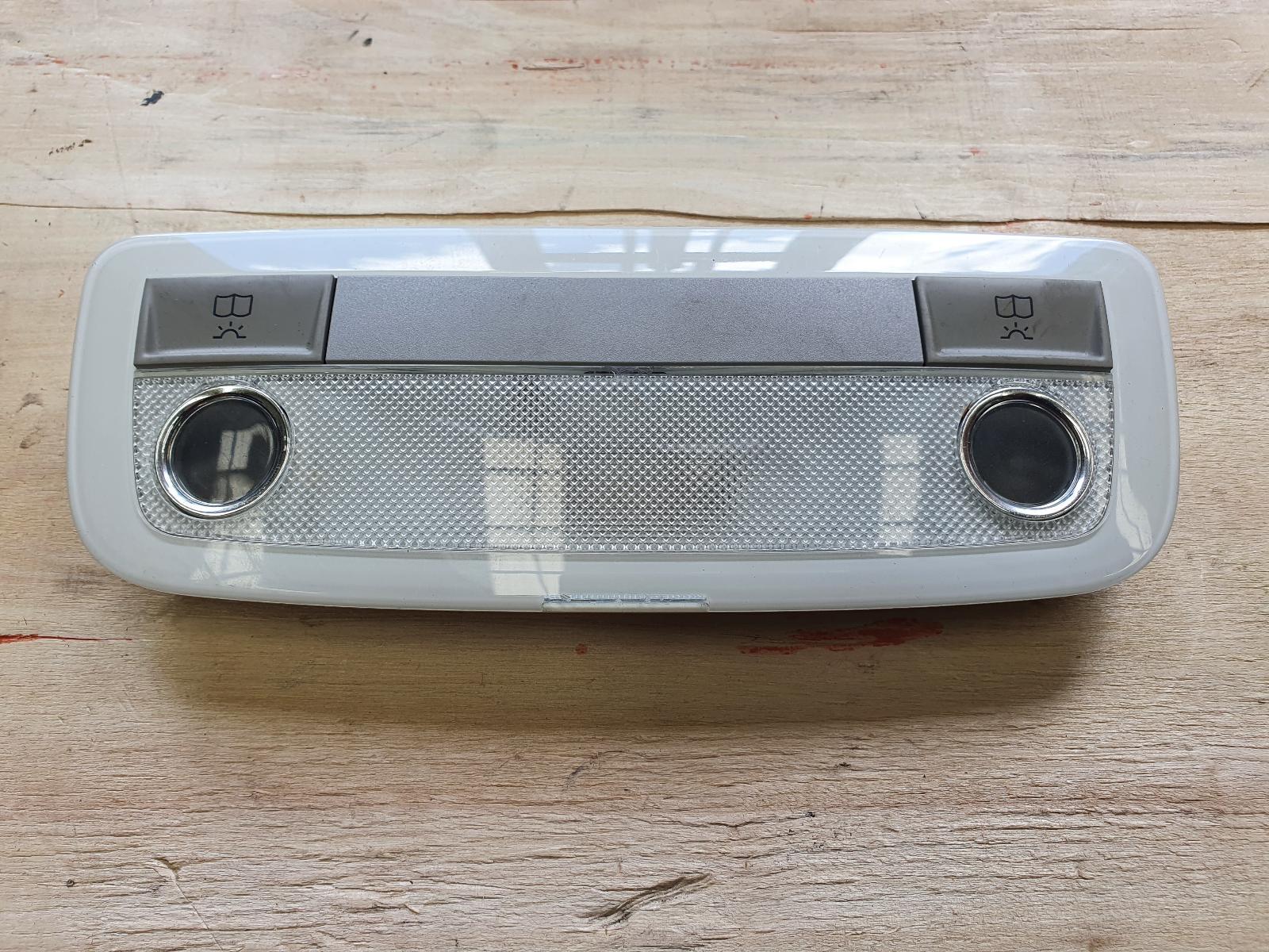 2010 C Class MERCEDES COURTESY LIGHT REAR W204 07/07-04/11 P/N A2048204901 image 3