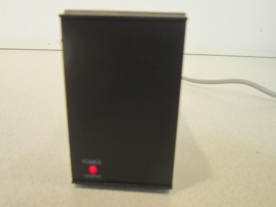 Vicon Video Amplifier V200VA (appears unused) Comes with Manual