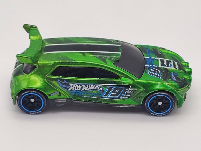 Hot Wheels ID Smart Track Kit Exclusive Rally Finale