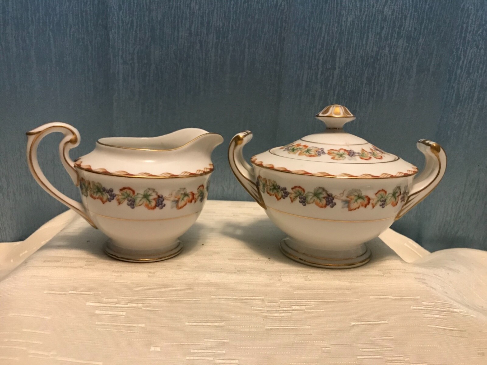 VTG ! Fuji China “Vineyard” Creamer & Sugar Bowl w/Lid
