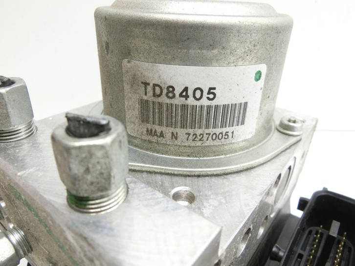 Nissan Juke F15 15-18 ABS Steuergerät Aggregat Hydraulikblock Nissan Juke F15 15-18 01.01.2017 47660BF12C gebraucht Vorschau 4