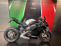 DUCATI PANIGALE V4 SP. 2021 ONLY 1700 MILES ONE OWNER WITH EXTRAS.