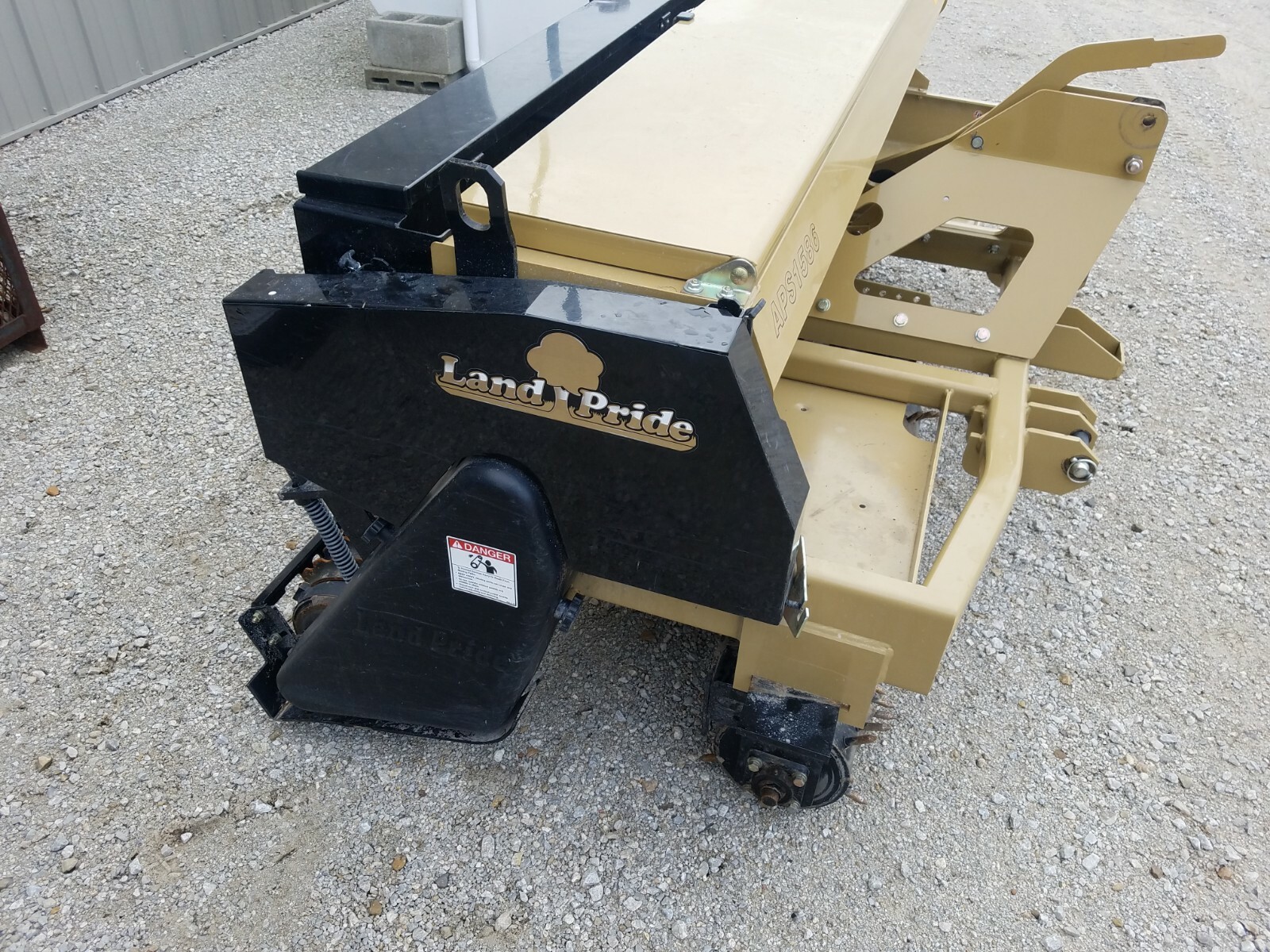 2018 LAND PRIDE APS 1586 USED ONCE