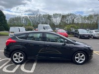 2014 Ford Focus 1.6 Zetec Navigator 5dr HATCHBACK Petrol Manual