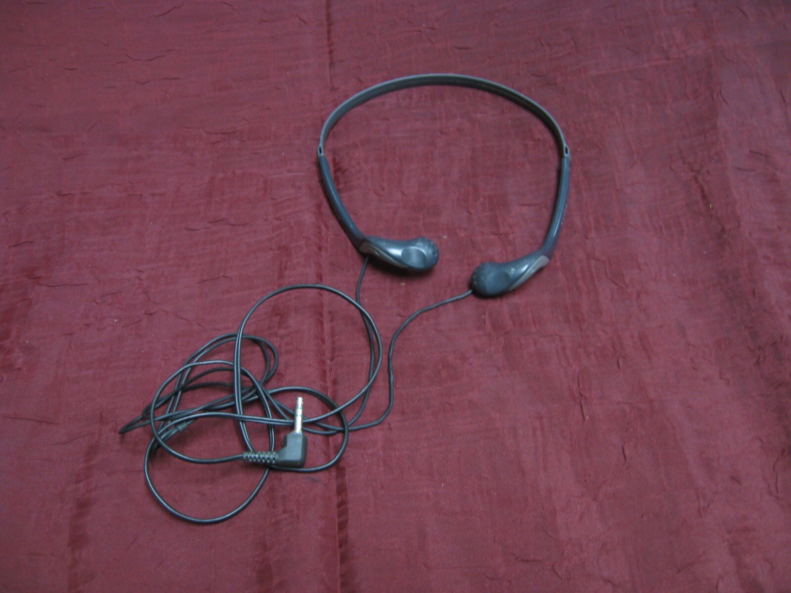 SONY MDR-W08 L Stereo Headphones ULTRA LIGHTWEIGHT for