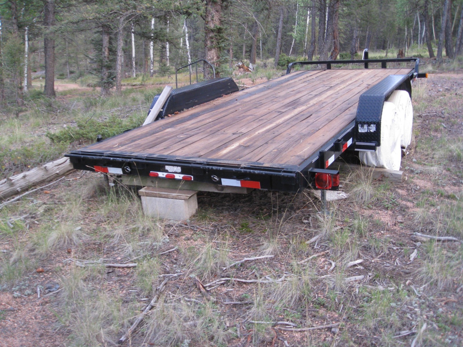 2007 Big Tex 18' Flatbed Trailer double axel, 2500# capacity, hardly used