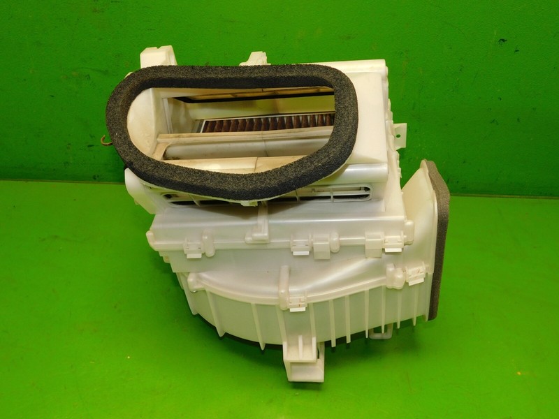 14-17 Infiniti QX50 OEM heater air AC blower motor + housing assembly complete