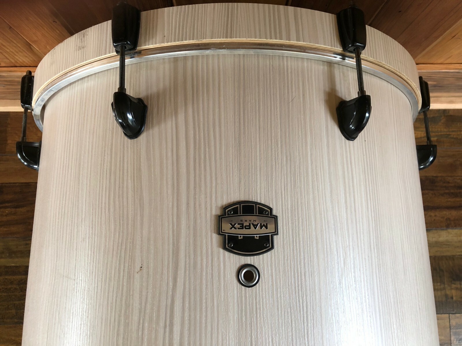 Mapex Mars 22x18 Bass Drum Bonewood Finish- G/VG Cond/ Ships super fast! BIN!