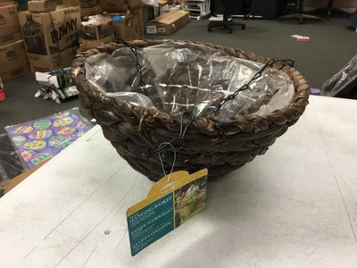12 in Water Hyacinth Hanging Basket (Slight Shipping Damage)