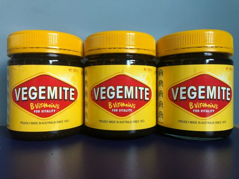 Vegemite 1 x Glass Jar of 560g (20 ounce) Free Shipping - latest shipment