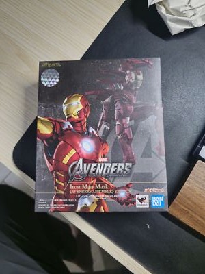S.H.Figuarts Iron Man Mark 7 AVENGERS ASSEMBLE EDITION