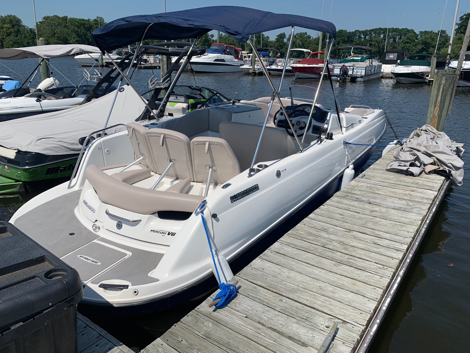 2002 Sea Doo Islandia with Karavan trailer and extras