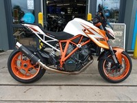 2016 KTM 1290 Super Duke R Special Edition - 13k Miles - With seat cowl
