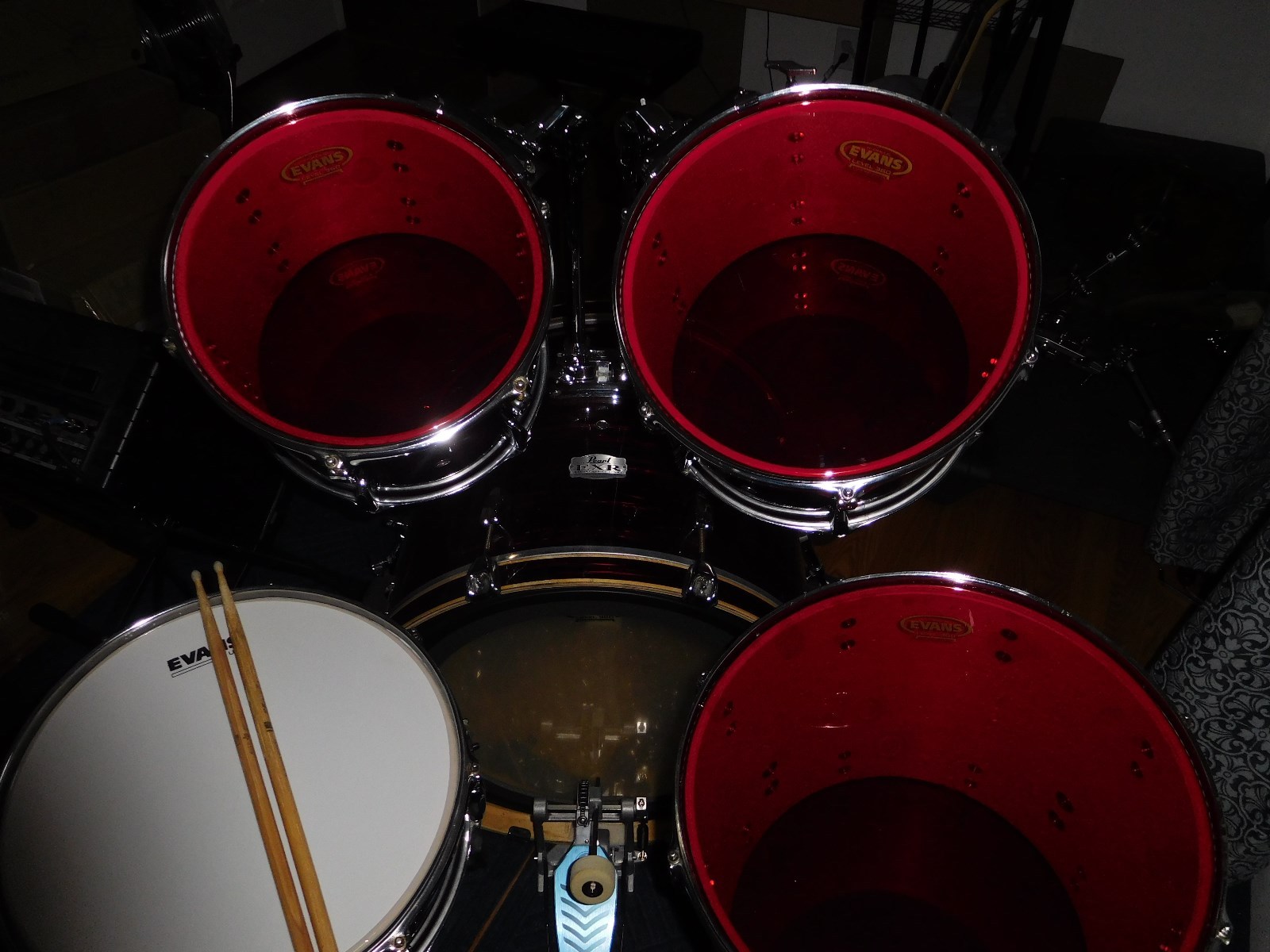 PEARL EXR STRATA RED 5PC DRUM SET,HARDWARE,ZILDJIAN CYMBALS,VERY NICE DRUMS