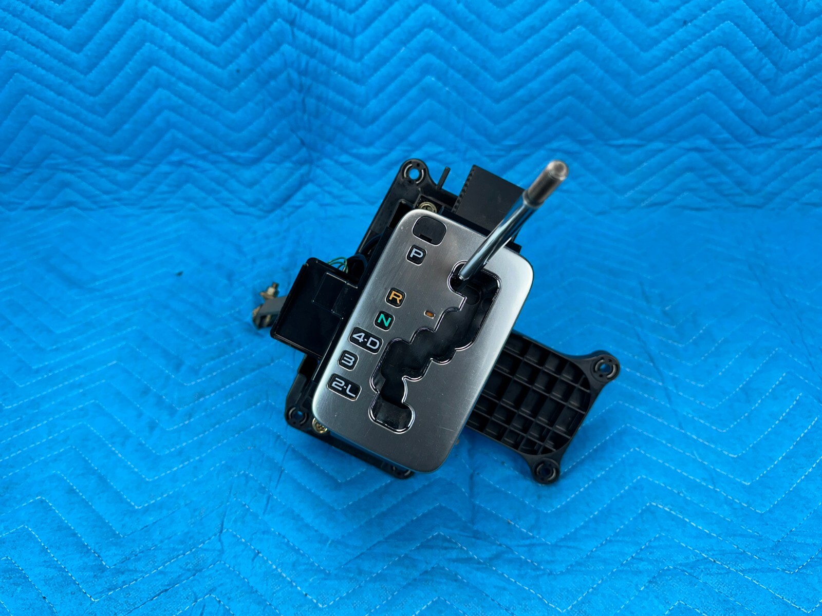Toyota Land Cruiser LX470 AT Transmission Shifter Gear Box