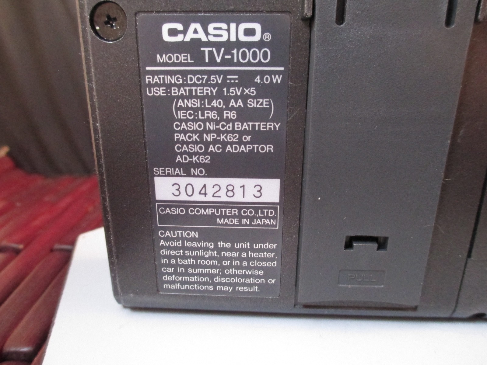 Vintage Casio TV-1000 ~ Pocket Size LCD Color Television Working in bag & manual