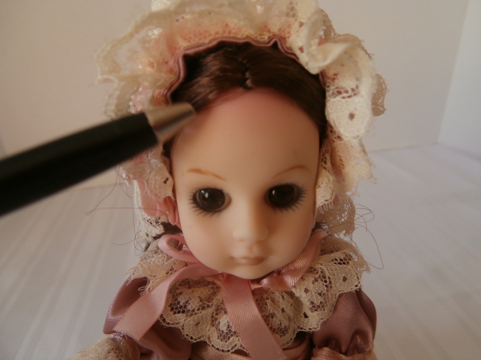 Vintage 1986 World Doll Crown Princess 1st Edition Style Palace Ball 8''Tall