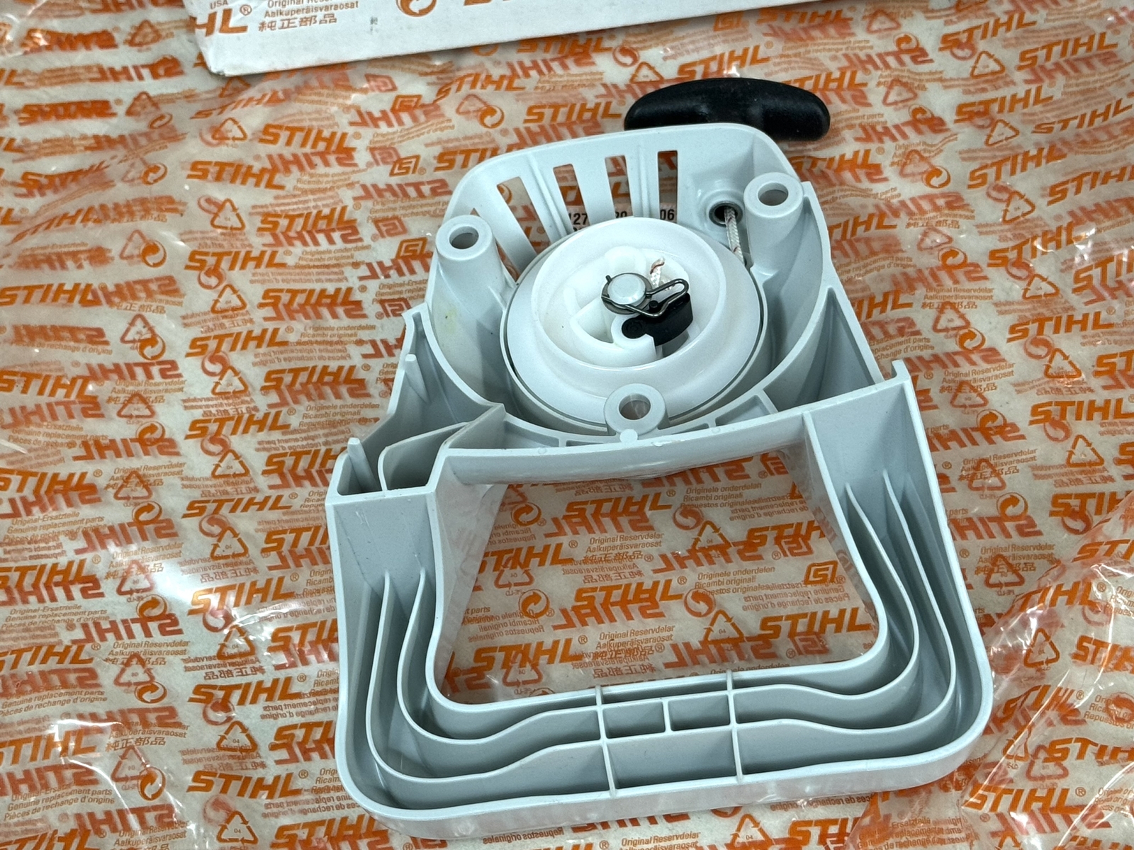 STIHL OEM RECOIL REWIND STARTER 4182 190 4001 HT 102 103 105 131 132 133 134 135 - Picture 3 of 3