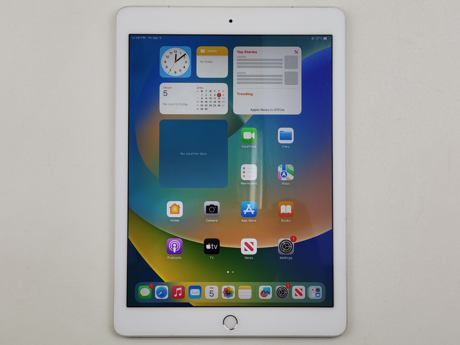 Apple iPad Pro 1st Gen. (A1674) 128GB, Wi-Fi + 4G (Unlocked Apple iPad Pro 1st Gen. (A1674) 128GB, Wi-Fi + 4G (Unlocked