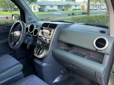 image 4 of interior
