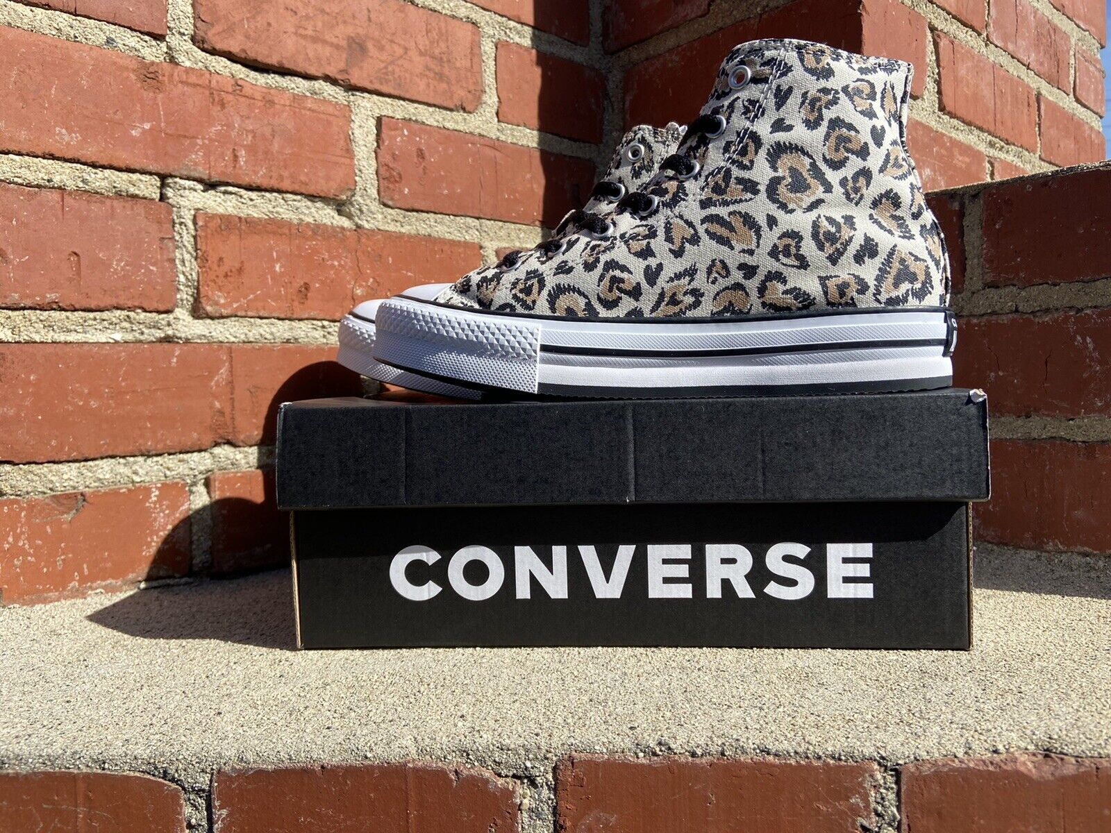 Converse CTAS Leopard Cat Print Platform Sneaker 671604F Converse CTAS Leopard Cat Print Platform Sneaker 671604F