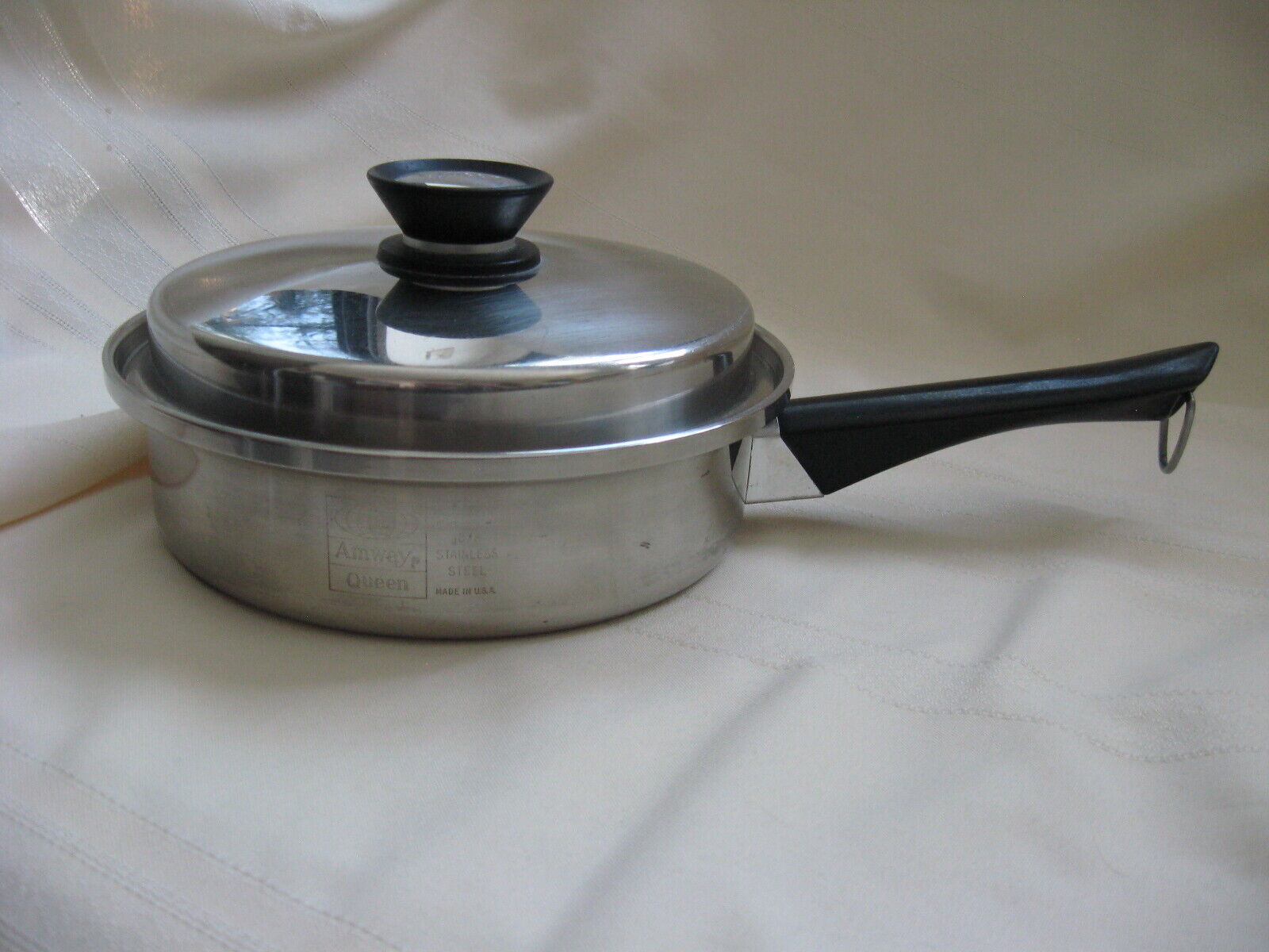 Amway Queen Cookware Stainless Skillet Pan & Lid 8 3/8 Amway Queen Cookware Stainless Skillet Pan & Lid 8 3/8
