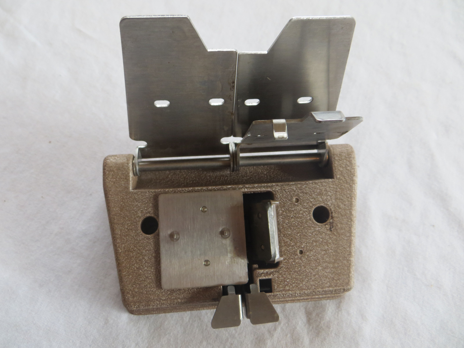 VINTAGE CRAIG MASTER SPLICER S-3 8MM OR 16MM FILM SPLICER ORIGINAL BOX  EUC