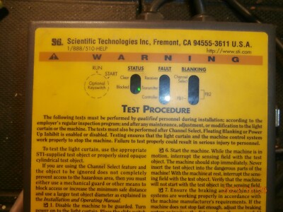 STI 70027-1000, MODEL LCC-FB-AC1-U Controller. With sender and receiver.