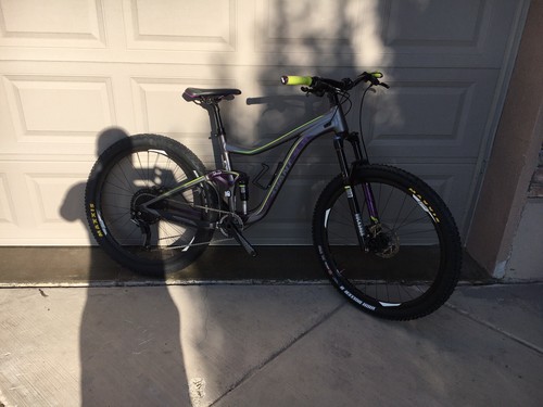 2016 Giant Liv Intrigue Women Mountain Bike Medium