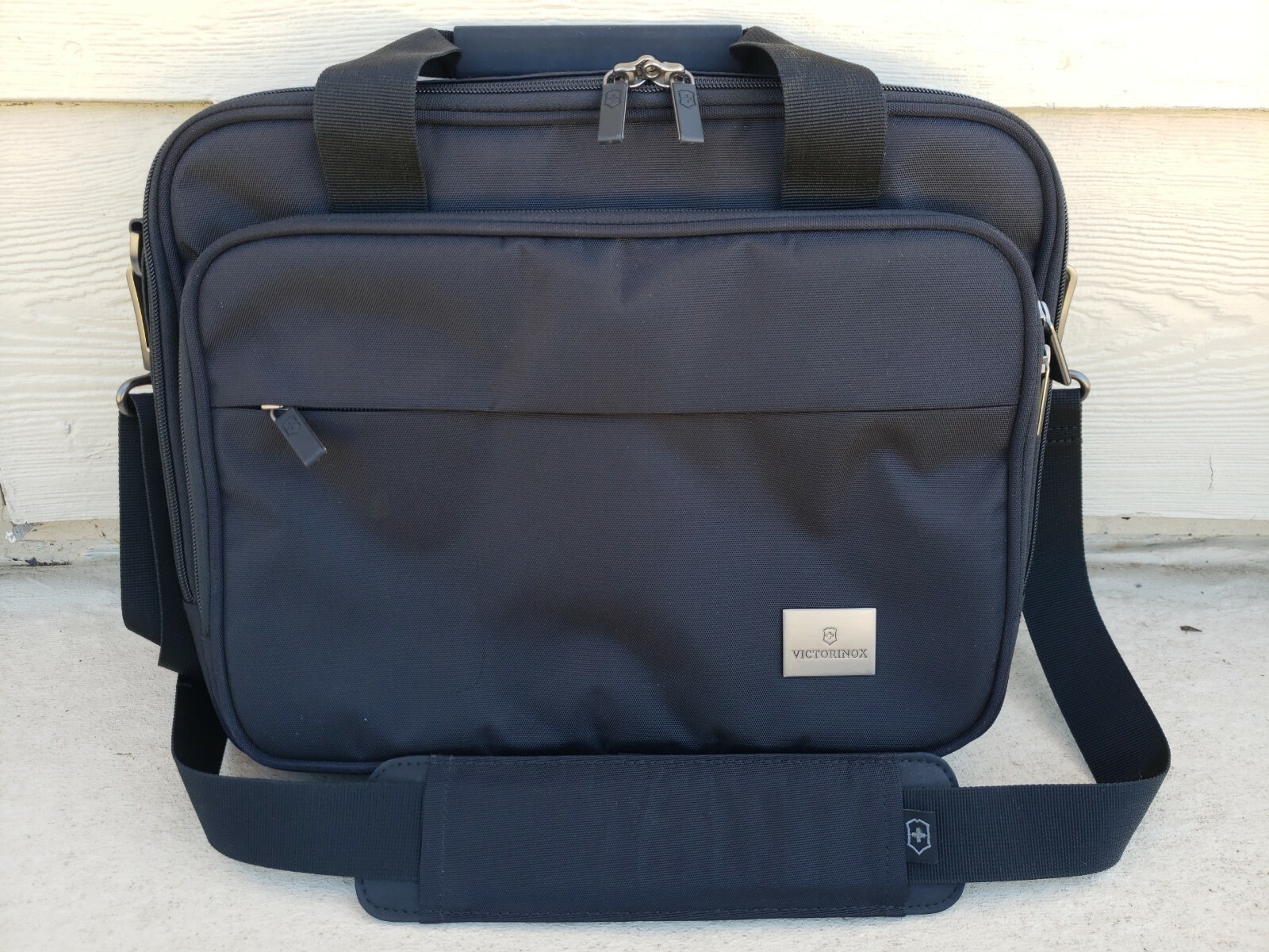 Victorinox Swiss Army Cross Body 