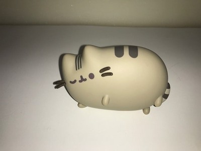Pusheen the Cat Lazy Winking Vinyl Toy