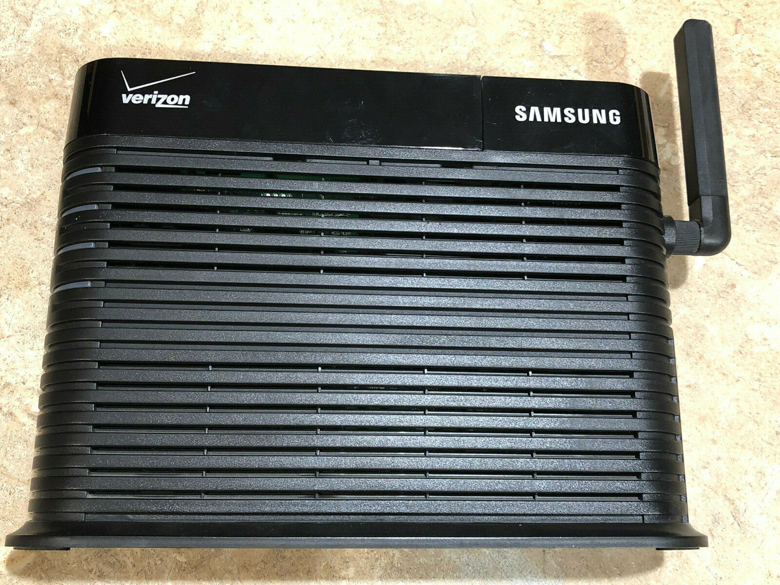 Verizon Wireless Network Extender Samsung SCS-2U01 Excellent Cond FREE SHIPPING