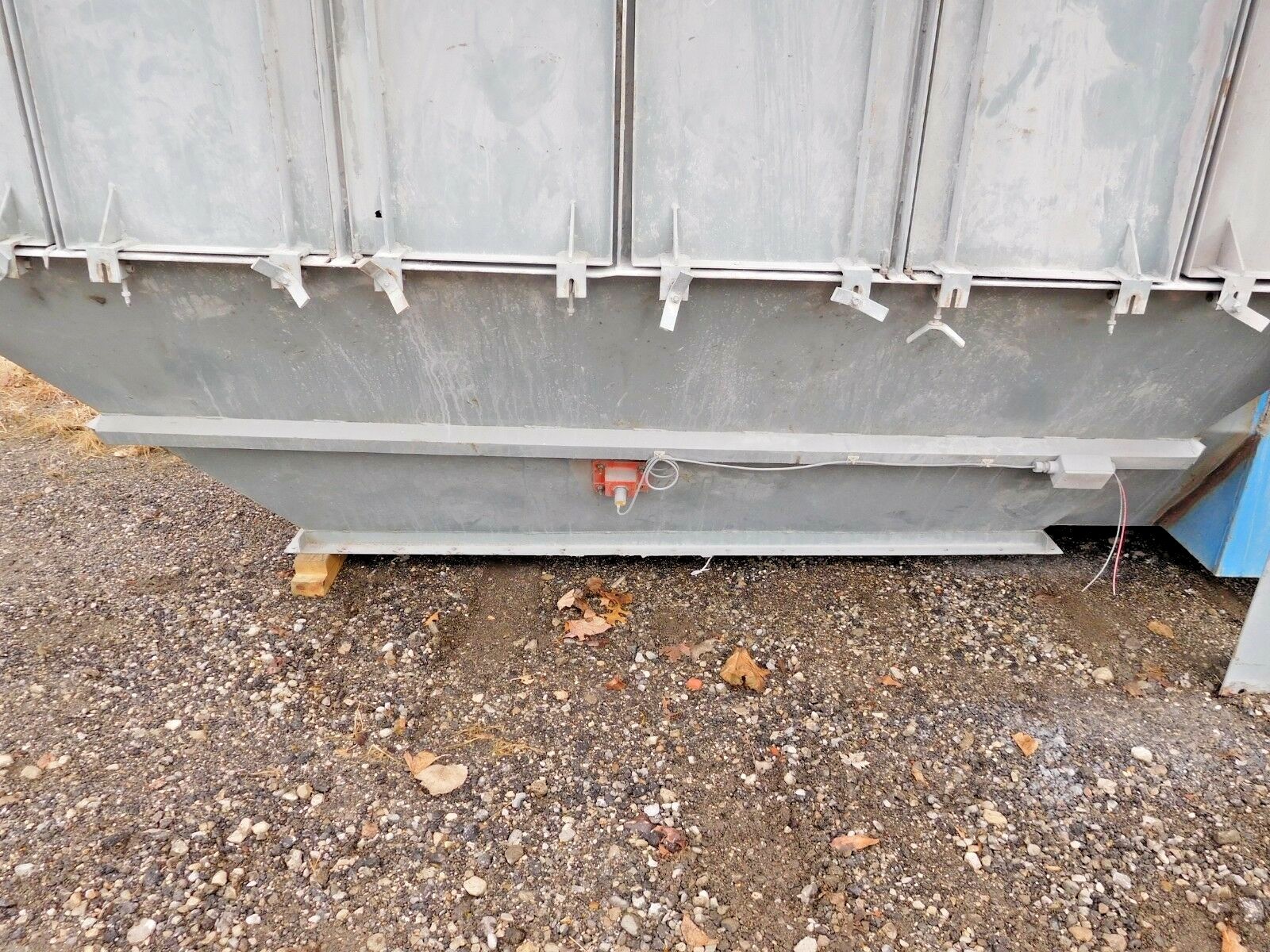 MO-2599, WHEELABRATOR 46 MPF DUST COLLECTOR. 9600 CFM. 24 FILTER ELEMENT.