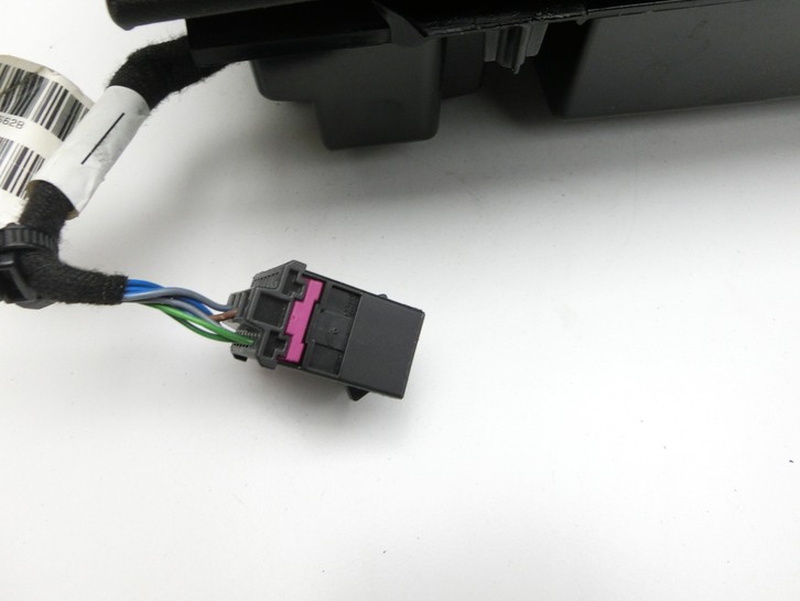 Audi A8 4E 05-08 Kurz Ablagefach Blende Tür Rechts Vorne Memory Schalter Audi A8 4E 05-08 17.05.2006 4E1863978A... Vorschau 2