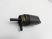 BMW 5er E39 530d 00-04 Waschwasserpumpe Wischwasserpumpe Waschpumpe Vo. BMW 5er E39 530d 00-04 09.04.2002 8377430... Vorschau 2