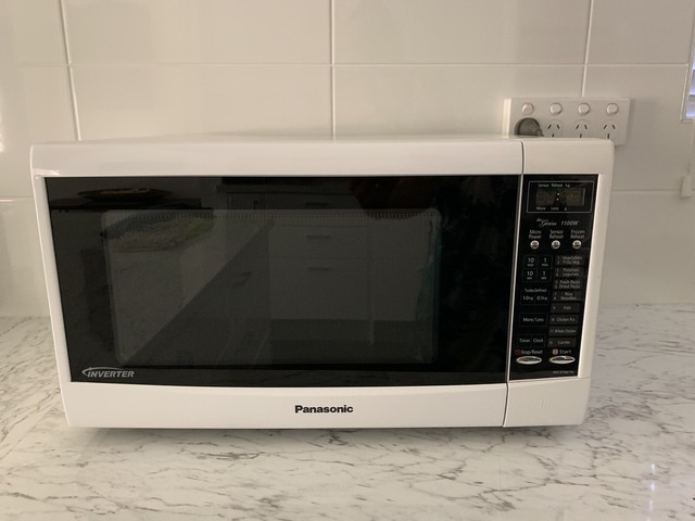 Microwave Panasonic Inverter (needs repair) SOLD Pending | Microwaves