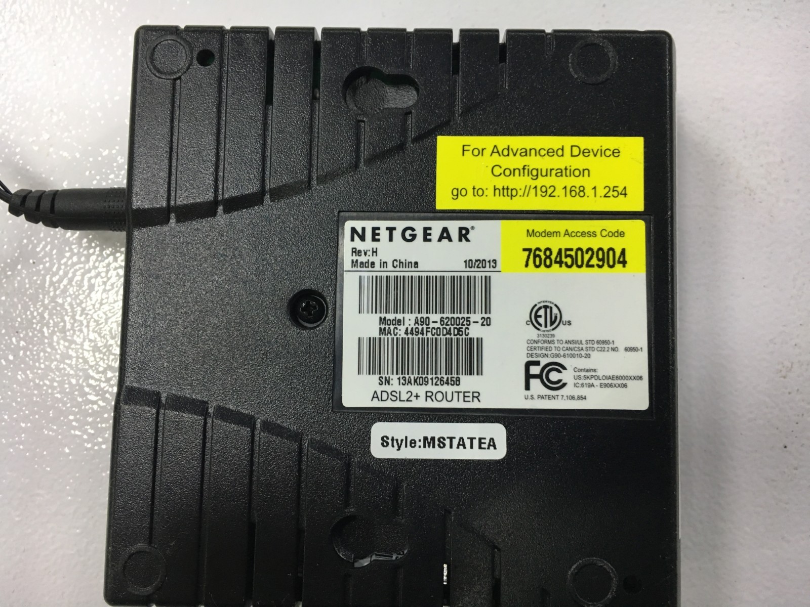 Netgear Net Gear A90-620025-20 w/ Power Adapter Model 6200