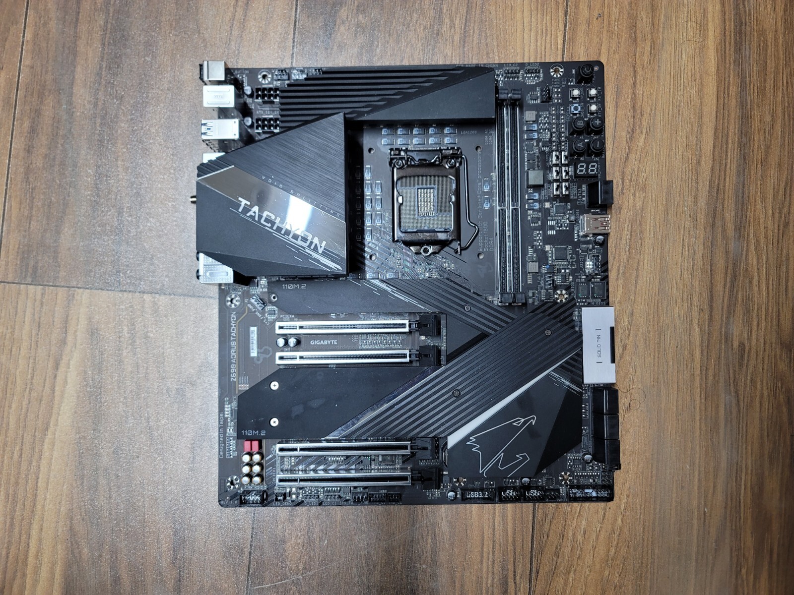 GIGABYTE Z590 AORUS TACHYON Rev.1.0 マザーボード Extend ATX