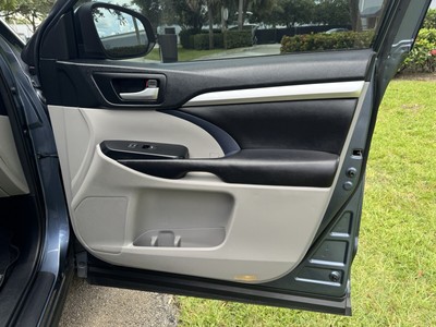 image 10 of interior