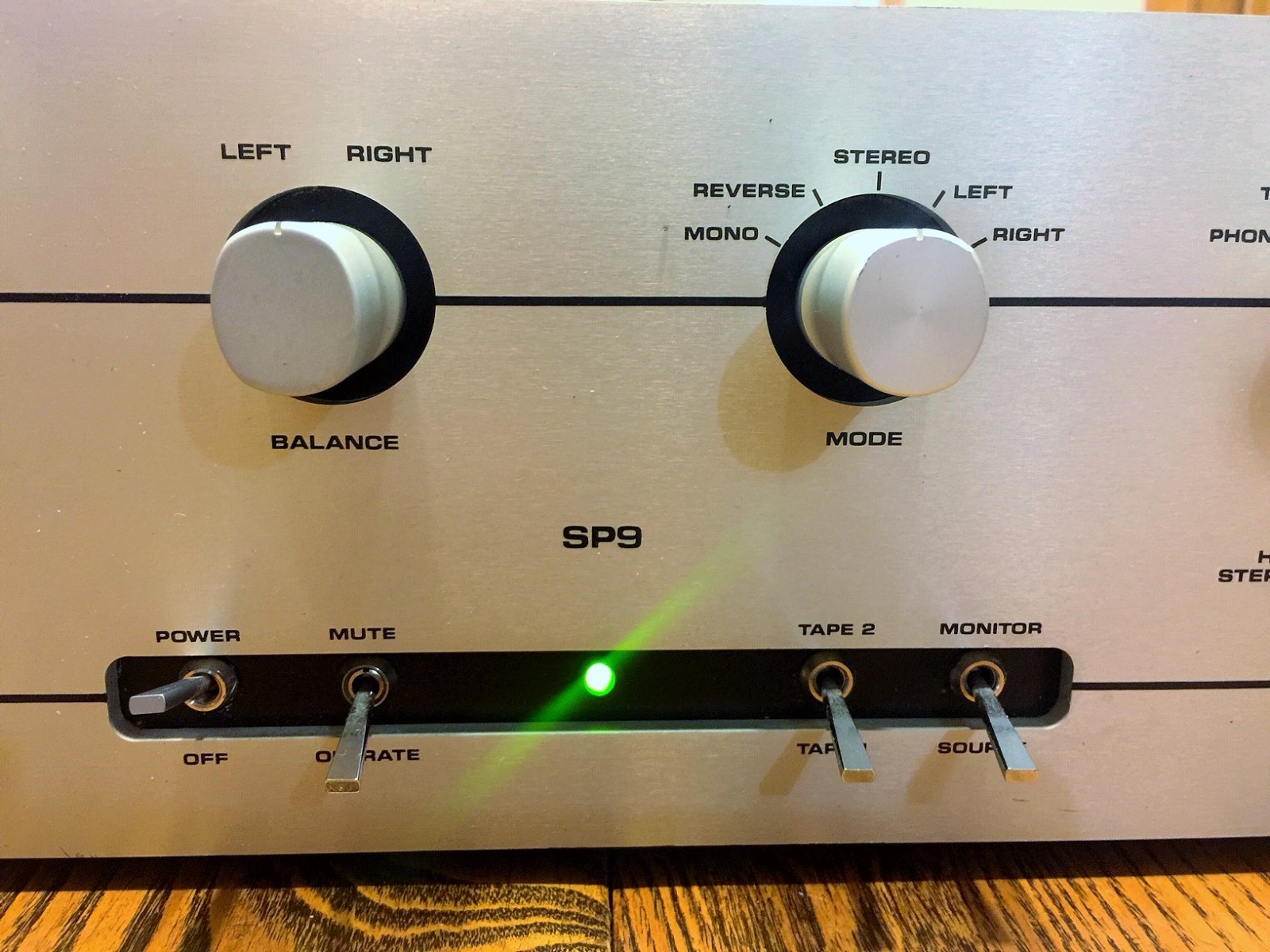 Audio Research SP-9 MKI Stereo Tube Preamp w/phono Silver+Tesla ECC88