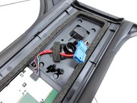 Tesla Model Y LR 20-25 5YJY Verkleidung für B-Säule Rechts aussen PPSW Tesla Model Y LR 20-25 5YJY 01.06.2023... Vorschau 6