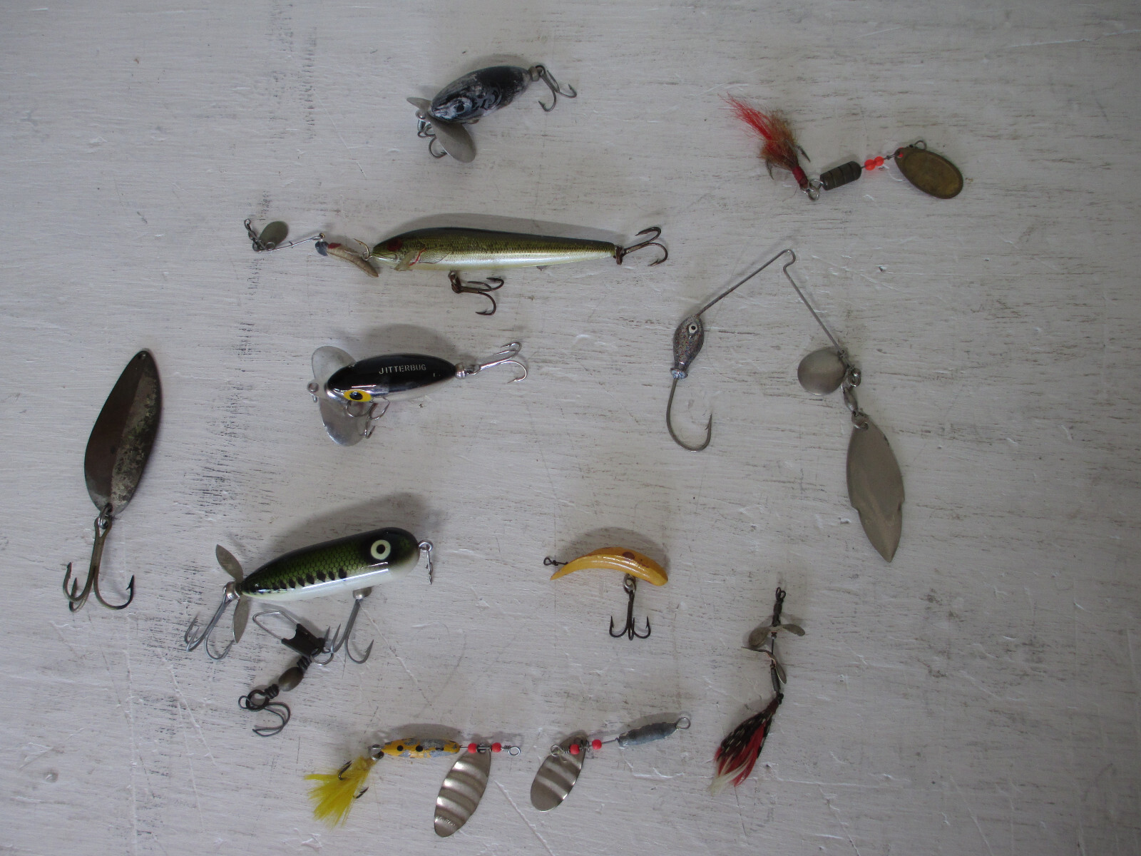 Vintage Lot of 12 Fishing Lures 1